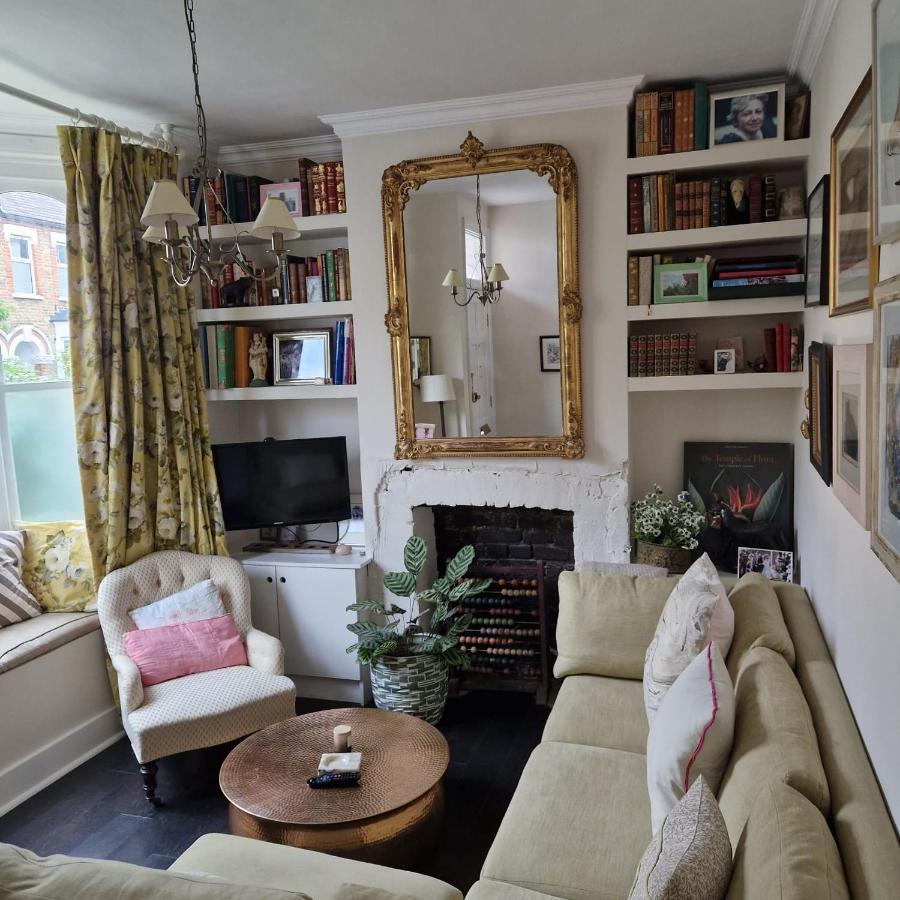 Colourful 2 Bed 2 Bath Tooting House Apartment ลอนดอน ภายนอก รูปภาพ